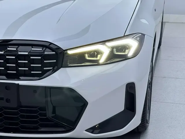 BMW 3 Series — Фото автомобиля 6