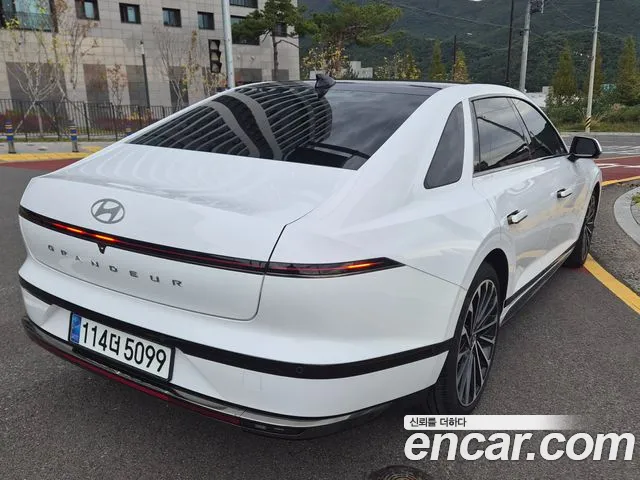 Hyundai Grandeur GN7 — Фото автомобиля 3