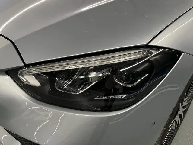 Mercedes-Benz C-Class — Фото автомобиля 3