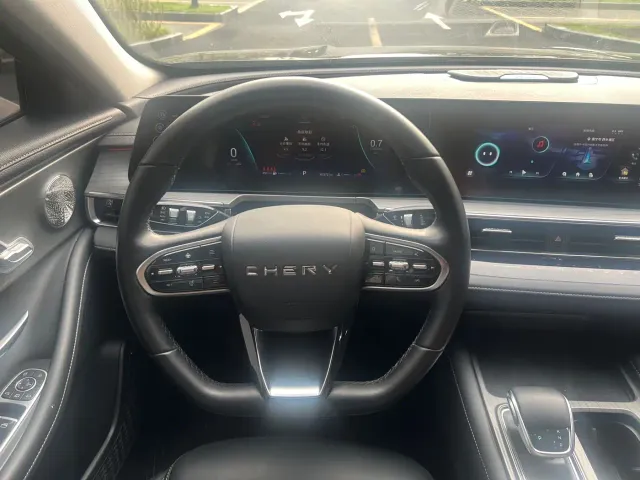 Chery Arrizo 8 — Фото автомобиля 6