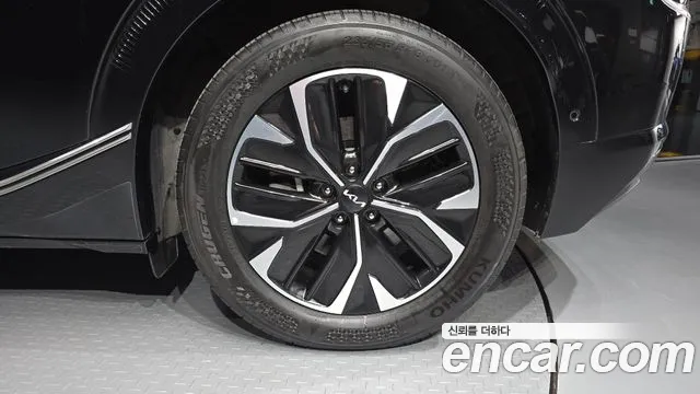 Kia EV6 — Фото автомобиля 6