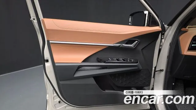 KGM Torres EVX — Фото автомобиля 13