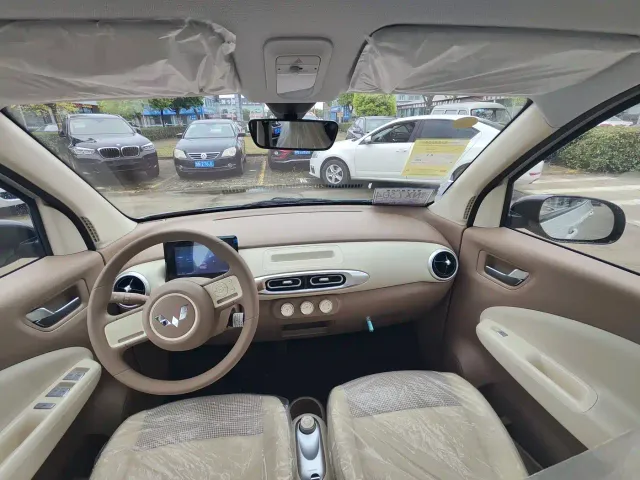 Wuling Hongguang Mini EV — Фото автомобиля 12