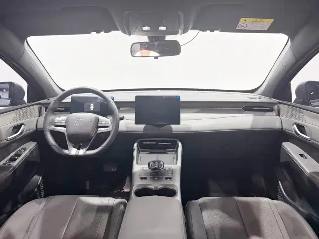 BYD Qin PLUS — Фото автомобиля 14