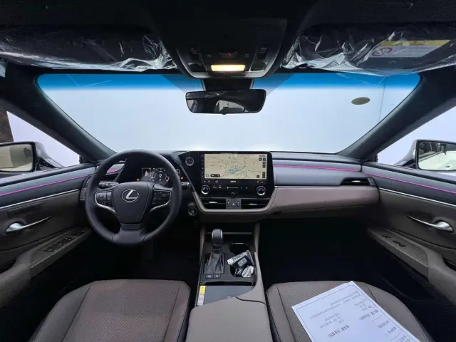 Lexus ES — Фото автомобиля 9