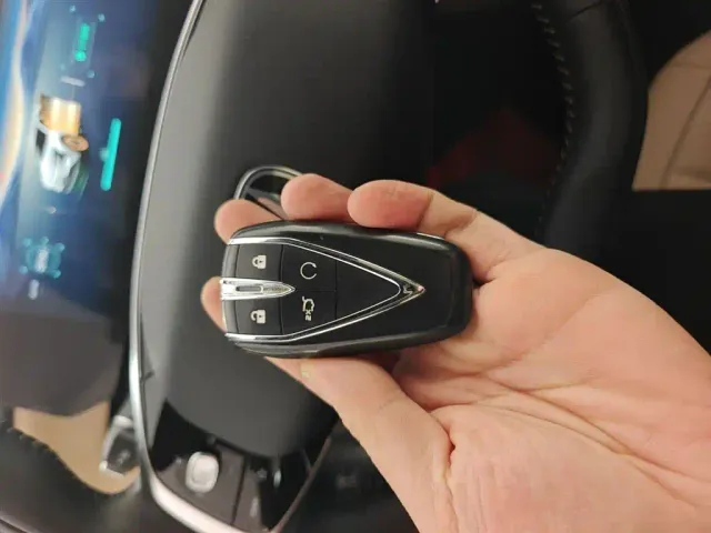 Changan CS75 Plus — Фото автомобиля 16