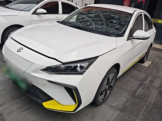 Фотография автомобиля — Dongfeng Fengshen E70