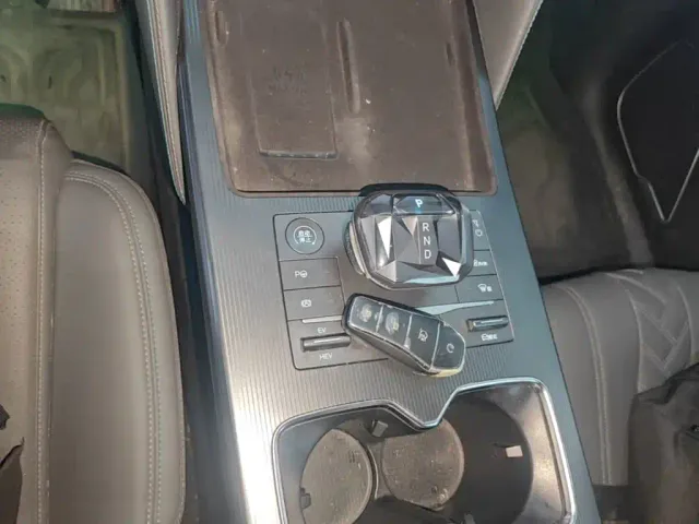BYD Song L DM-i 2025 Smart Drive 160km Premium — Фото автомобиля 13
