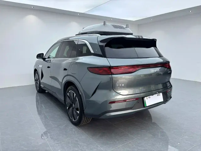 BYD Tang L — Фото автомобиля 12
