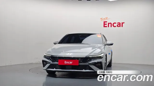 Hyundai Avante — Фото автомобиля 3
