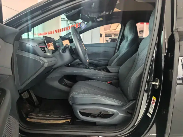 BYD Seal 06 GT — Фото автомобиля 4
