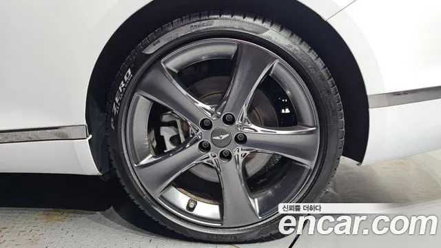 Genesis G80 RG3 — Фото автомобиля 6