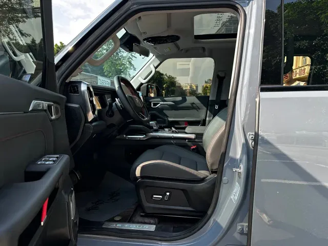 Jetour T2 — Фото автомобиля 7