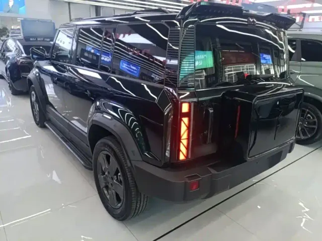 iCAR 03 — Фото автомобиля 4
