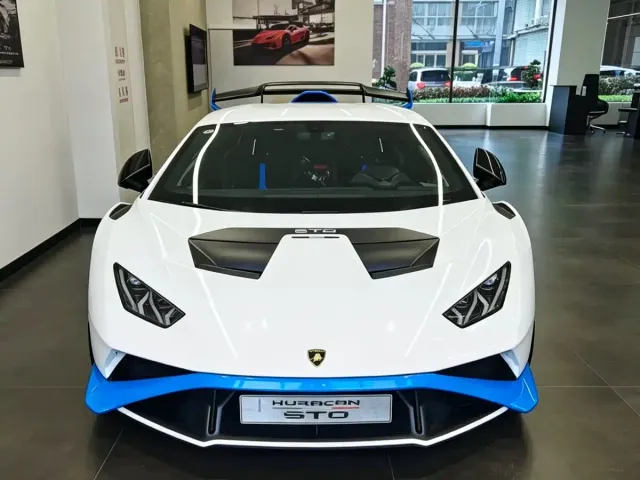 Lamborghini Huracan — Фото автомобиля 2