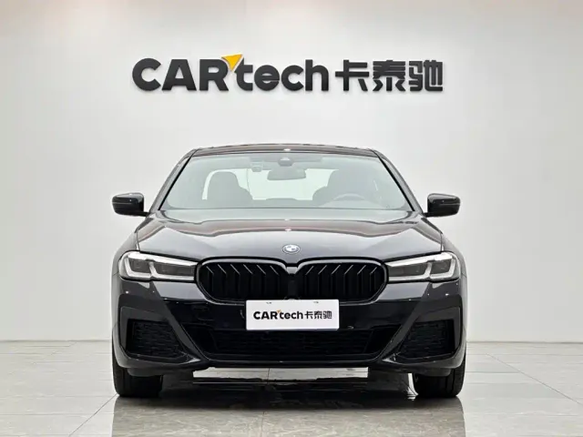 BMW 5 Series — Фото автомобиля 7