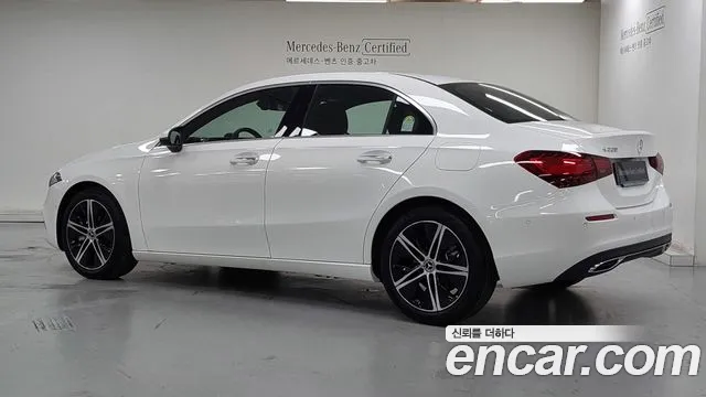 Mercedes-Benz A-Class — Фото автомобиля 2