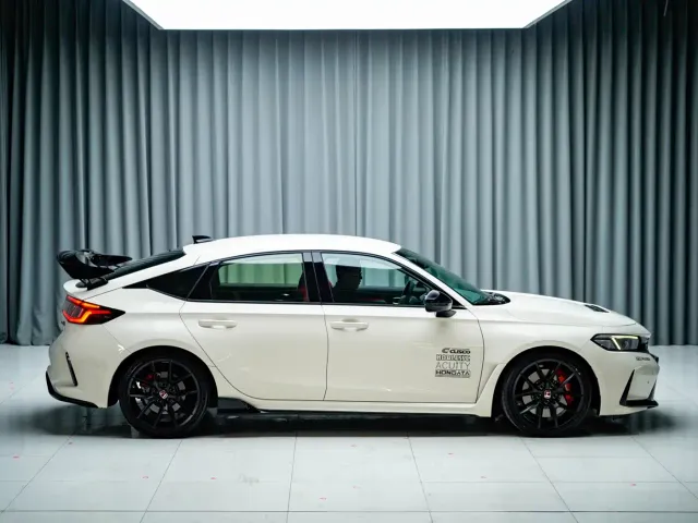 Honda Civic — Фото автомобиля 12