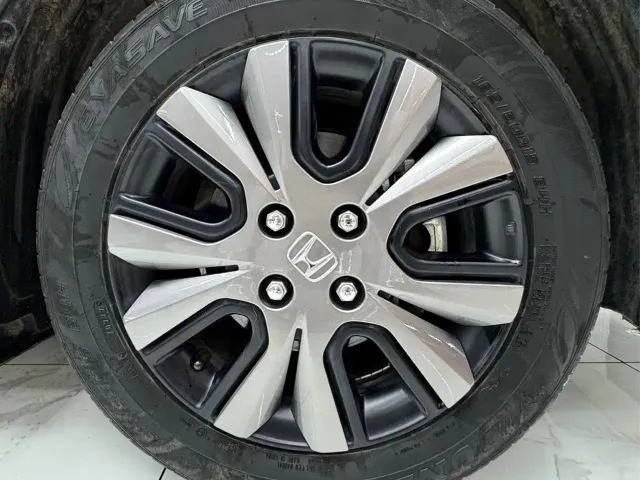 Honda Fit — Фото автомобиля 20