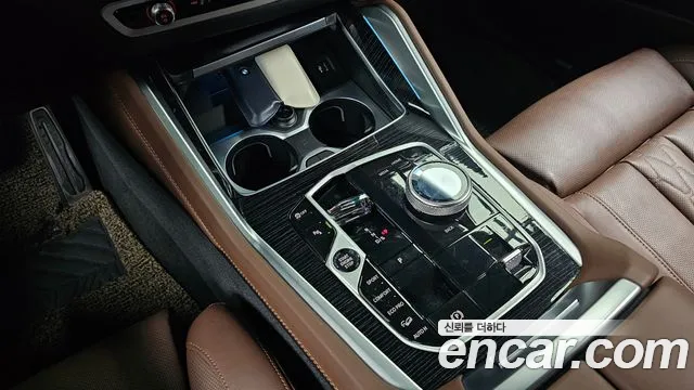 BMW X6 xDrive40i M Sport — Фото автомобиля 9