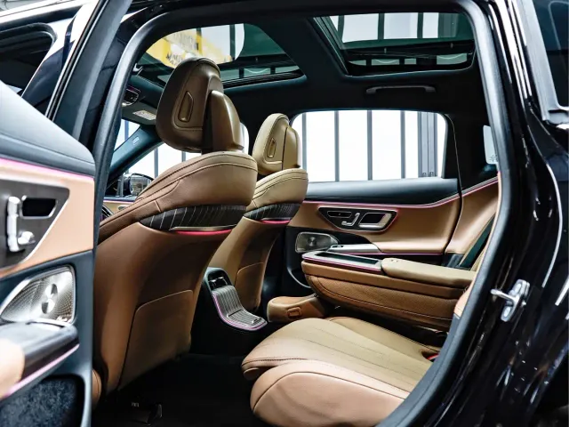 Mercedes-Benz E-Class — Фото автомобиля 11