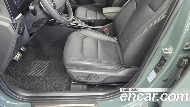 Kia Niro The All New — Фото автомобиля 25
