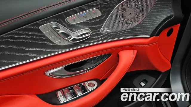 Mercedes-Benz AMG GT 4 двери 43 4MATIC+ — Фото автомобиля 28