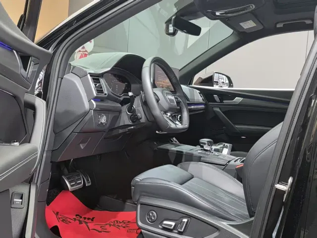 Audi Q5L — Фото автомобиля 4