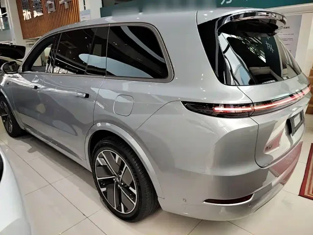 Li Auto Li Xiang L9 2025 Ultra Smart Renewal Edition — Фото автомобиля 4