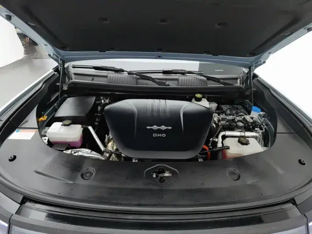 BYD FangChengBao Leopard 8 — Фото автомобиля 6