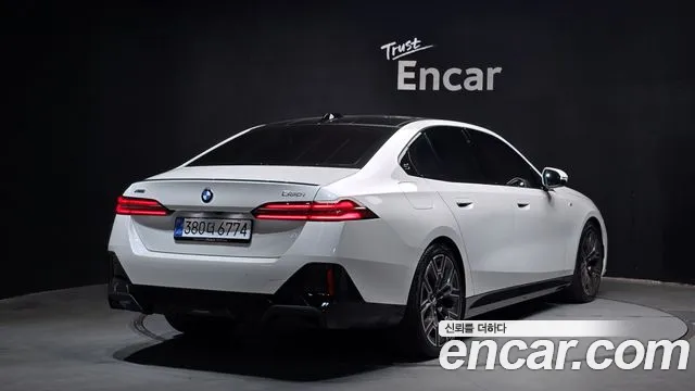 BMW 5-Series 5 серия (G60) 530i xDrive M Sport Pro Special Edition — Фото автомобиля 2