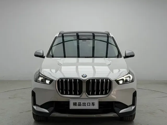 BMW X1 — Фото автомобиля 2