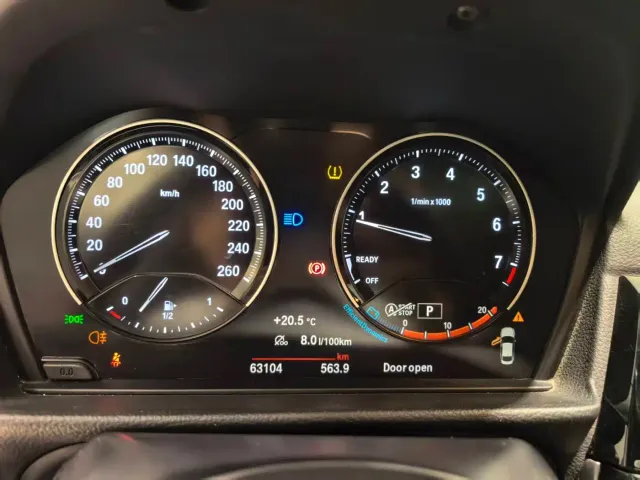 BMW 1 Series — Фото автомобиля 10