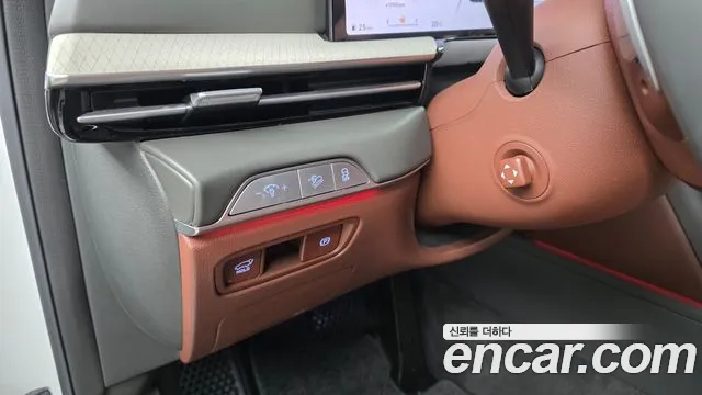 Genesis GV80 — Фото автомобиля 25