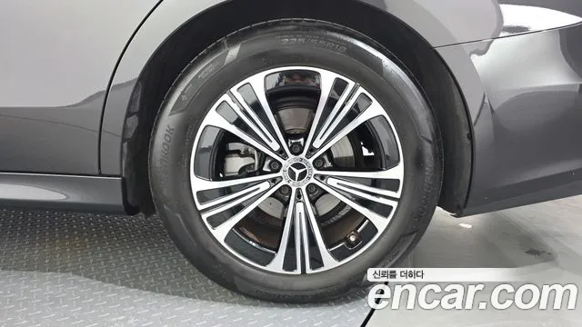 Mercedes-Benz E-Class W214 — Фото автомобиля 6