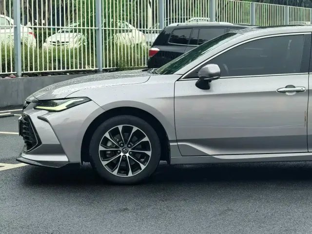 Toyota Avalon 2022 2.0L Luxury Edition — Фото автомобиля 4
