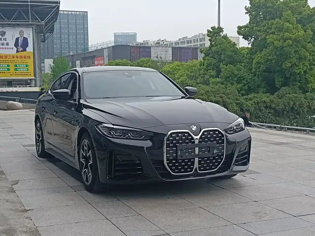 BMW 4 Series — Фото автомобиля 3