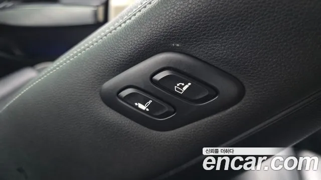 Genesis GV70 Electrified — Фото автомобиля 24