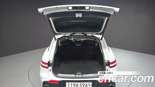 Genesis GV70 2.5T Бензин AWD — Фото автомобиля 16