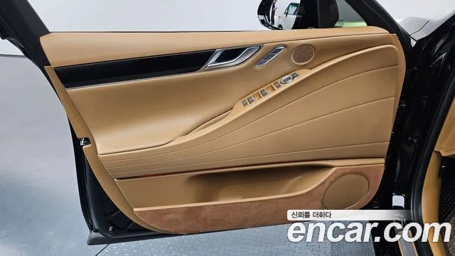 Genesis G80 Бензин 2.5 турбо AWD — Фото автомобиля 21