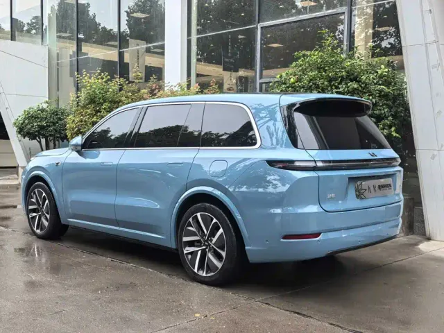 Li Auto L9 — Фото автомобиля 3