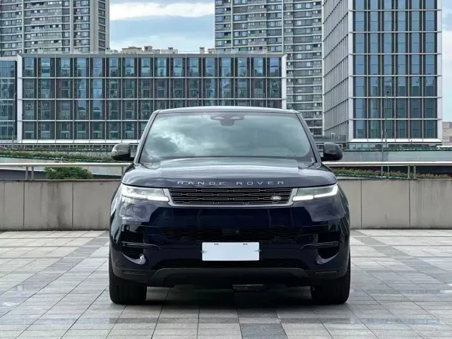 Land Rover Range Rover Sport — Фото автомобиля 2