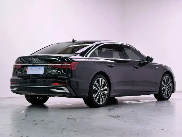 Audi A6L — Фото автомобиля 4