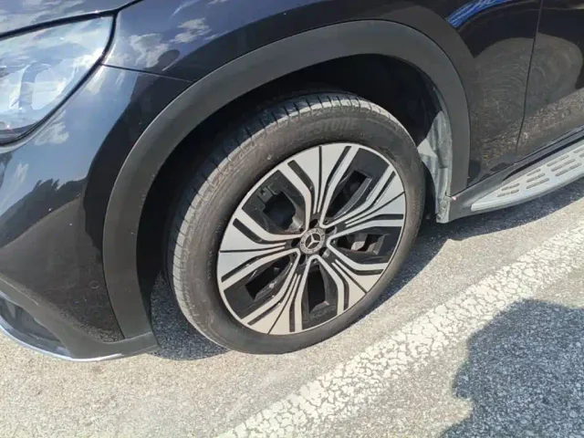 Mercedes-Benz EQE SUV — Фото автомобиля 22