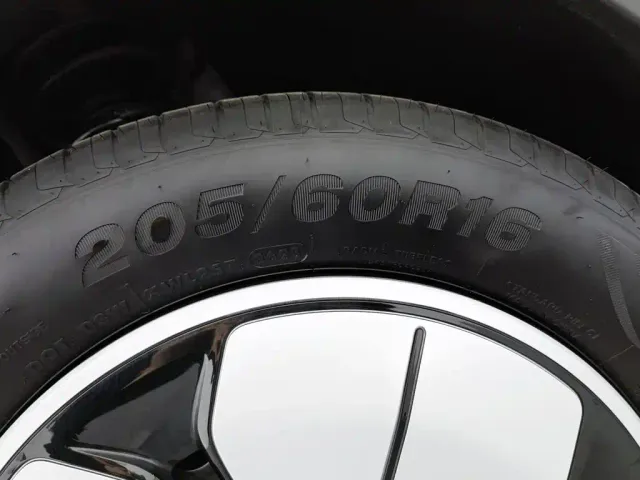 Geely Starry Wish — Фото автомобиля 24