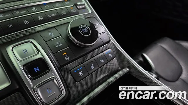 Hyundai Santa Fe — Фото автомобиля 25