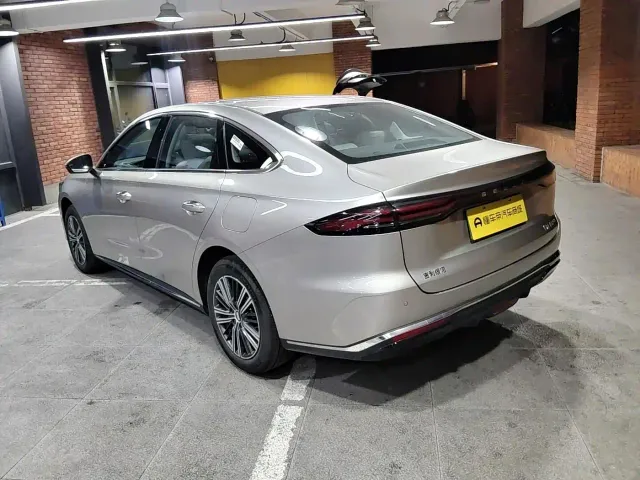 Geely Galaxy Stellar 6 — Фото автомобиля 3