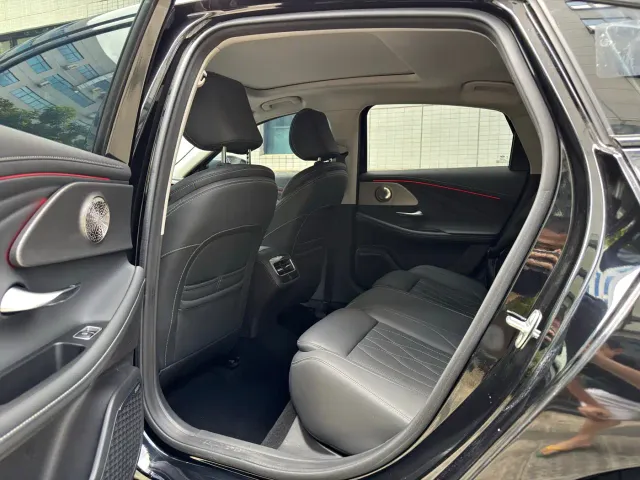 Chery Arrizo 8 — Фото автомобиля 8