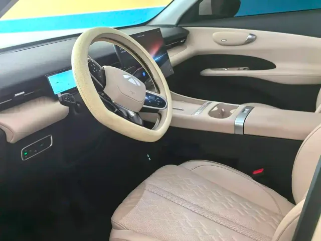 Chery Fengyun T7 — Фото автомобиля 5