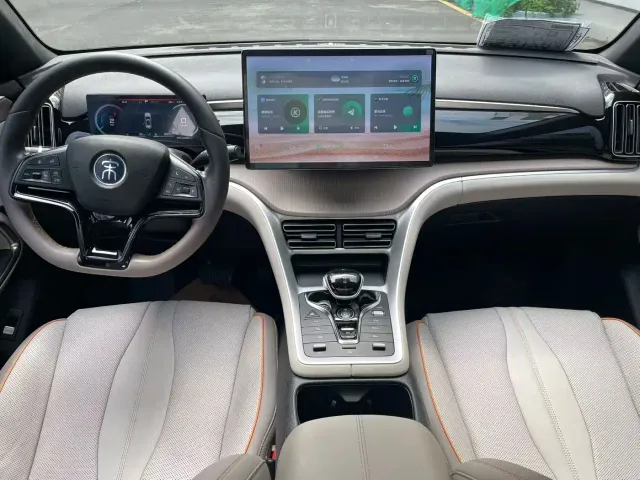 BYD Song Pro — Фото автомобиля 9